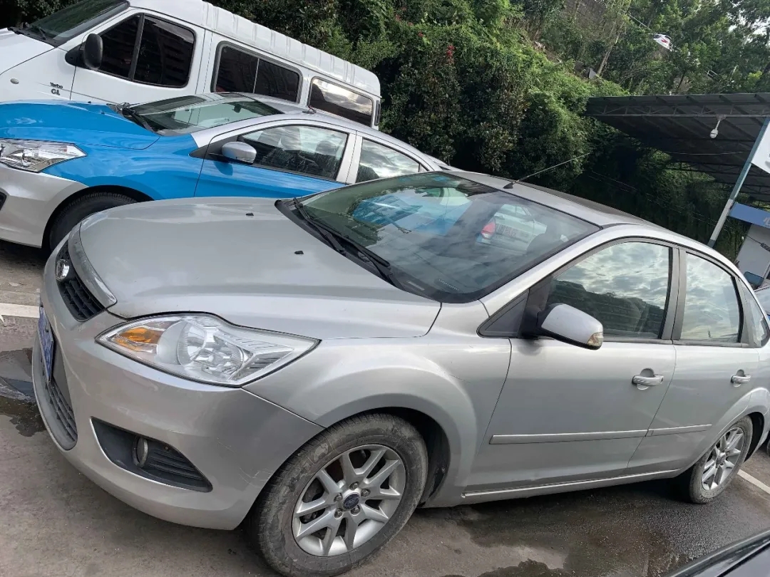公開拍賣?？怂?、上海別克牌機(jī)動(dòng)車